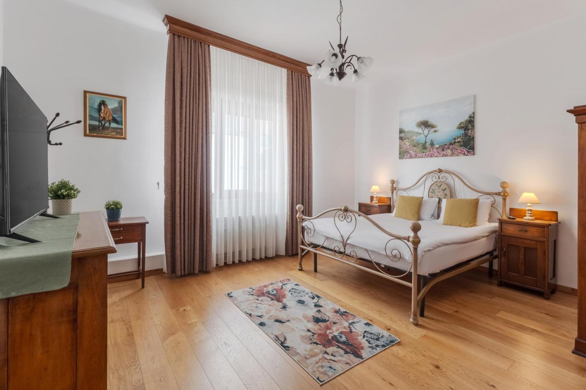 Casa Bella *